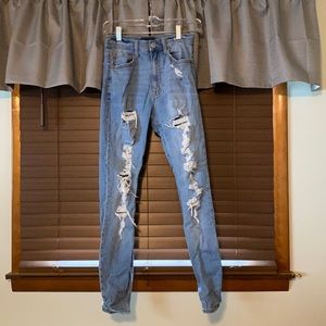 Aeropostale Ripped Skinny Jeans